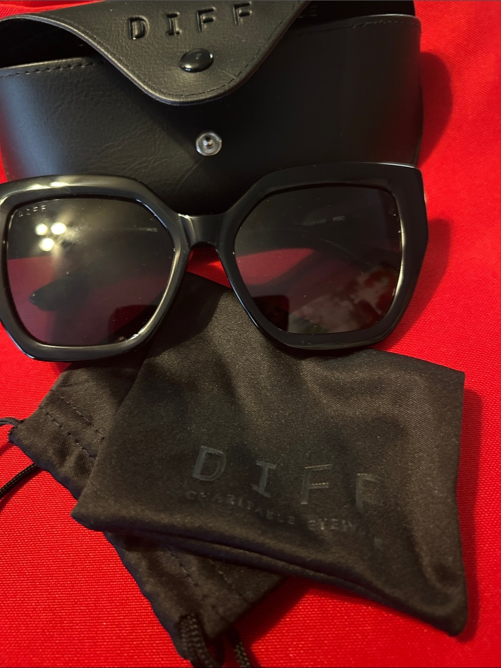 Diff Eyewear Black Sunglasses